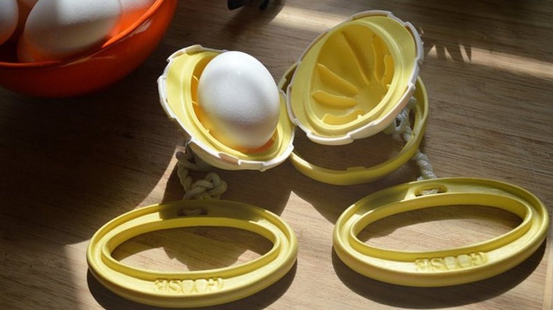 Innovation: A Gadget That Scrambles The Egg Inside The Shell